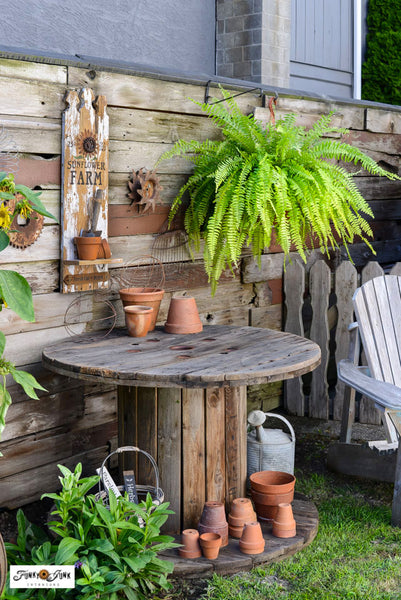 Create a charming Sunflower Farm sign for your garden outdoors with Funky Junk's Old Sign Stencils!