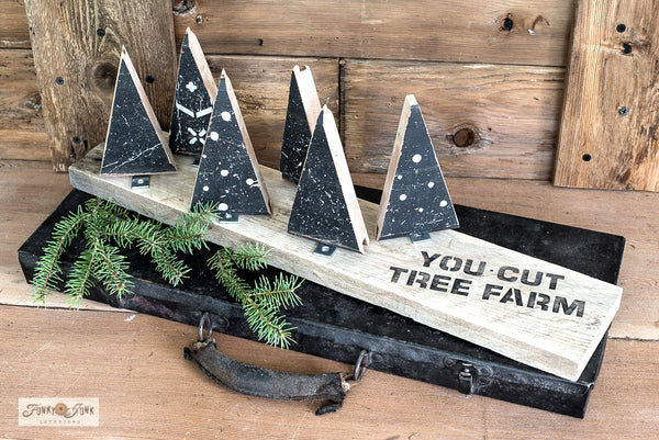 Mini Christmas Tree Signs is a versatile Christmas tree-themed stencil kit sized for smaller projects! Designed with two trees, sleigh, crate, sack, wagon, with You Cut Tree Farm, Fresh Cut Christmas Trees and Pine Spruce Fir.